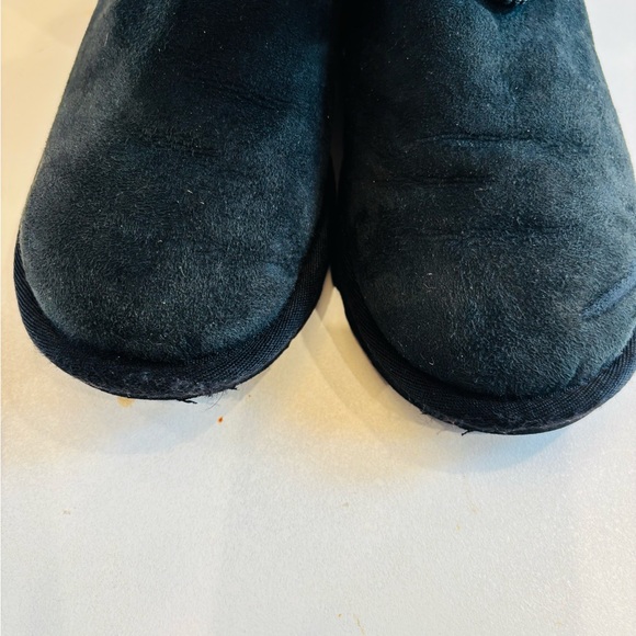 UGG Kids Boots with Black Bows size 2 - Picture 5 of 10
